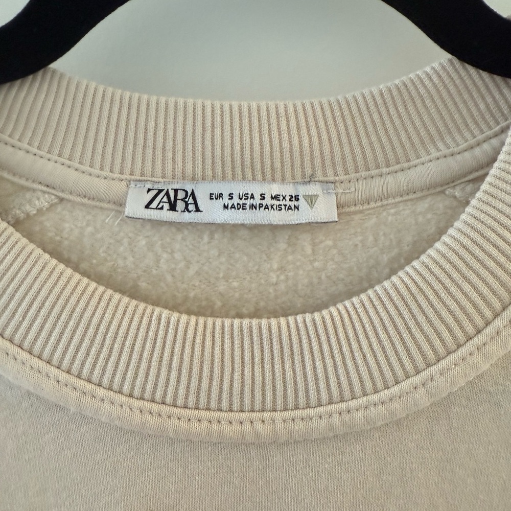 Zara Cream Basic Sweatshirt - Picture 2 of 3